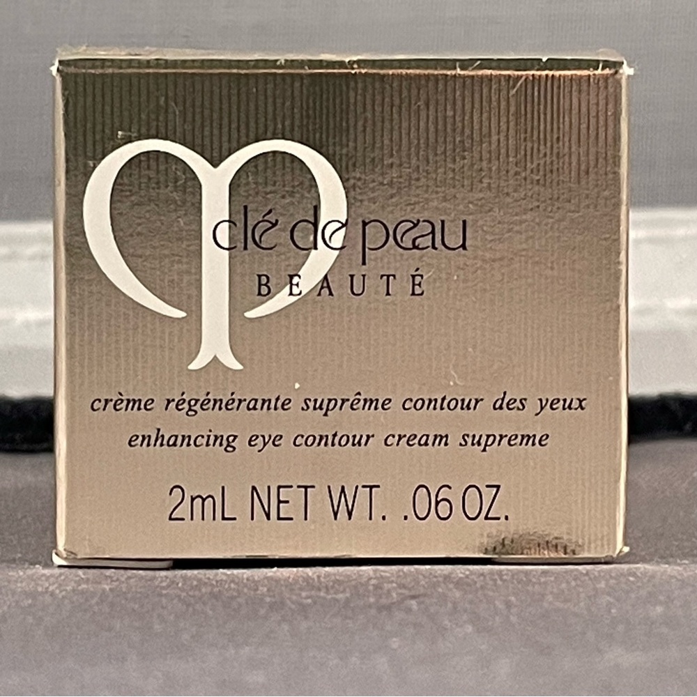 Clé de Peau Beauté Eye Contour Cream